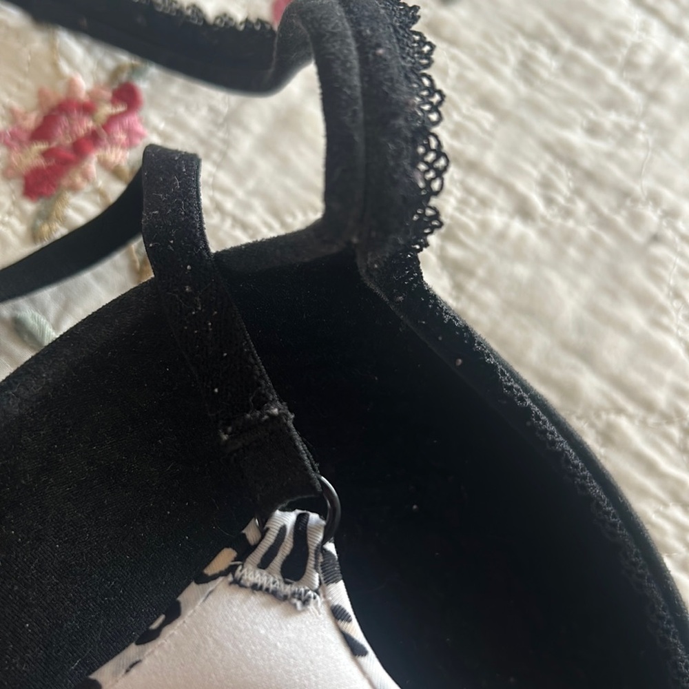 Lot of 2 💕VICTORIA’S SECRET Push Up Padded BRAS 34C💝Solid Black & Leopard Print - Picture 9 of 9